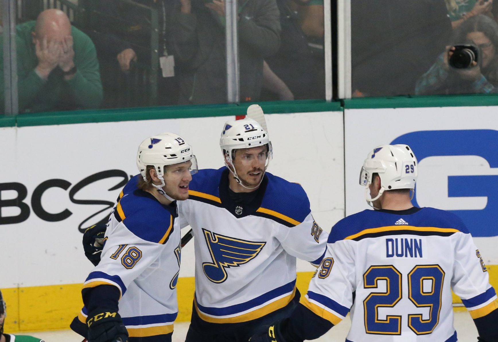 Blues and Stars skate in Game 3 of their playoff